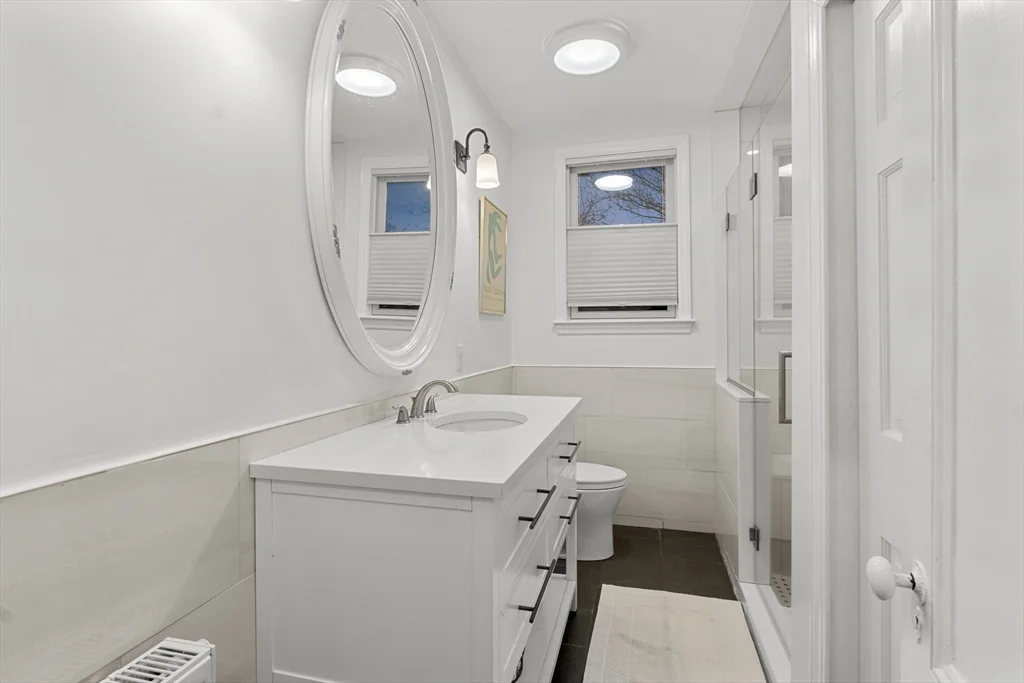 2 bed, 1 bath apartment for rent at 13 Broadway Ave Unit 1, Rockport — photo 12 of 15