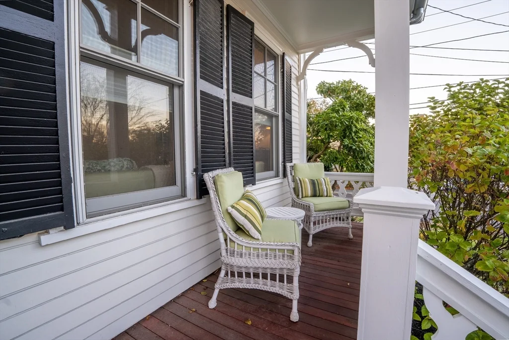 2 bed, 1 bath apartment for rent at 13 Broadway Ave Unit 1, Rockport — photo 4 of 15