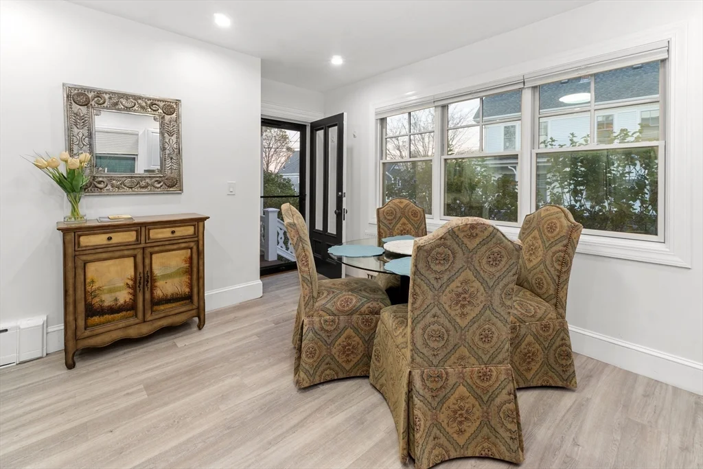 2 bed, 1 bath apartment for rent at 13 Broadway Ave Unit 1, Rockport — photo 5 of 15