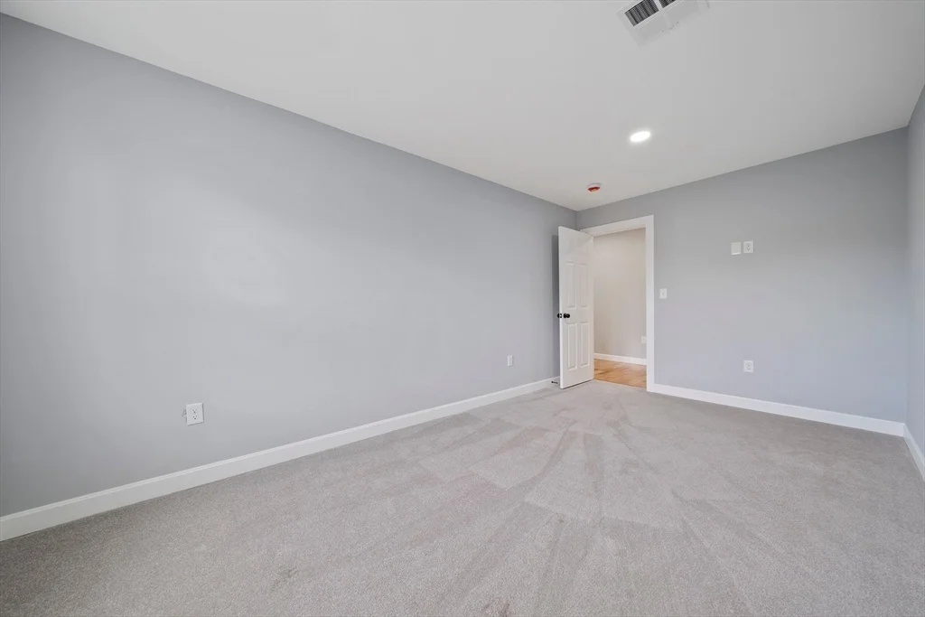 4 bed, 3 bath apartment for rent at 13 Broadway Unit 1, Raynham Center — photo 17 of 33