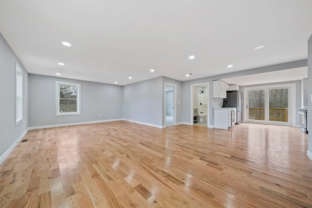 4 bed, 3 bath apartment for rent at 13 Broadway Unit 1, Raynham Center — photo 10 of 33