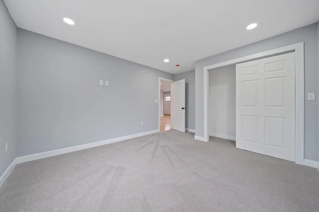 4 bed, 3 bath apartment for rent at 13 Broadway Unit 1, Raynham Center — photo 14 of 33