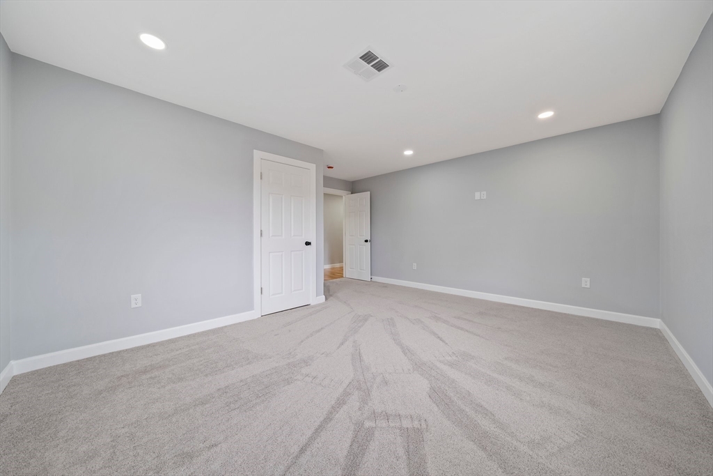 3 bed, 2 bath apartment for rent at 13 Broadway Unit 2, Raynham Center — photo 20 of 33