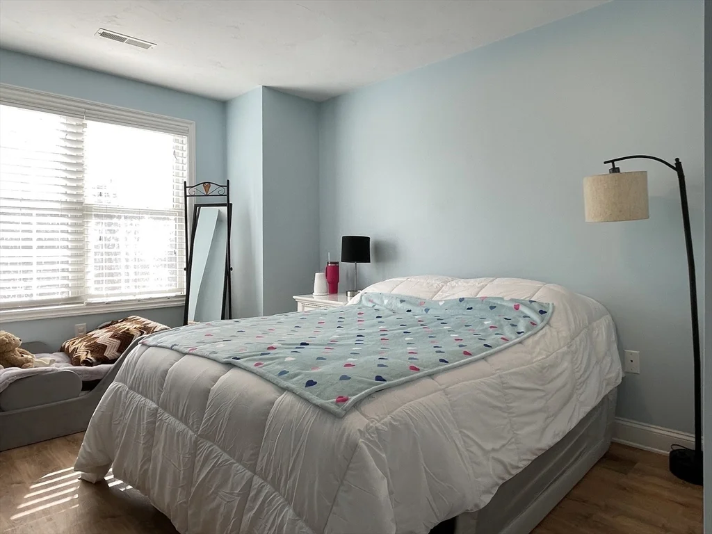 3 bed, 2 bath apartment for rent at 13 Buckingham Rd Unit 13, Tewksbury — photo 23 of 31