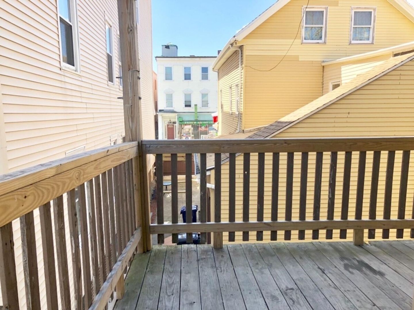 4 bed, 1 bath apartment for rent at 13 Carpenter St Unit 2, South Boston — photo 9 of 11