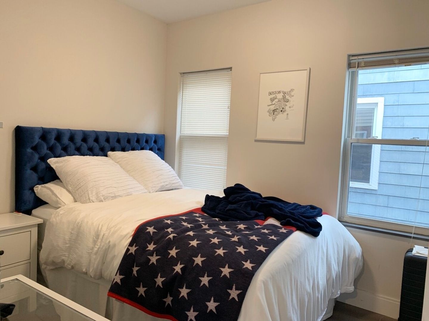 4 bed, 1 bath apartment for rent at 13 Carpenter St Unit 2, South Boston — photo 10 of 11