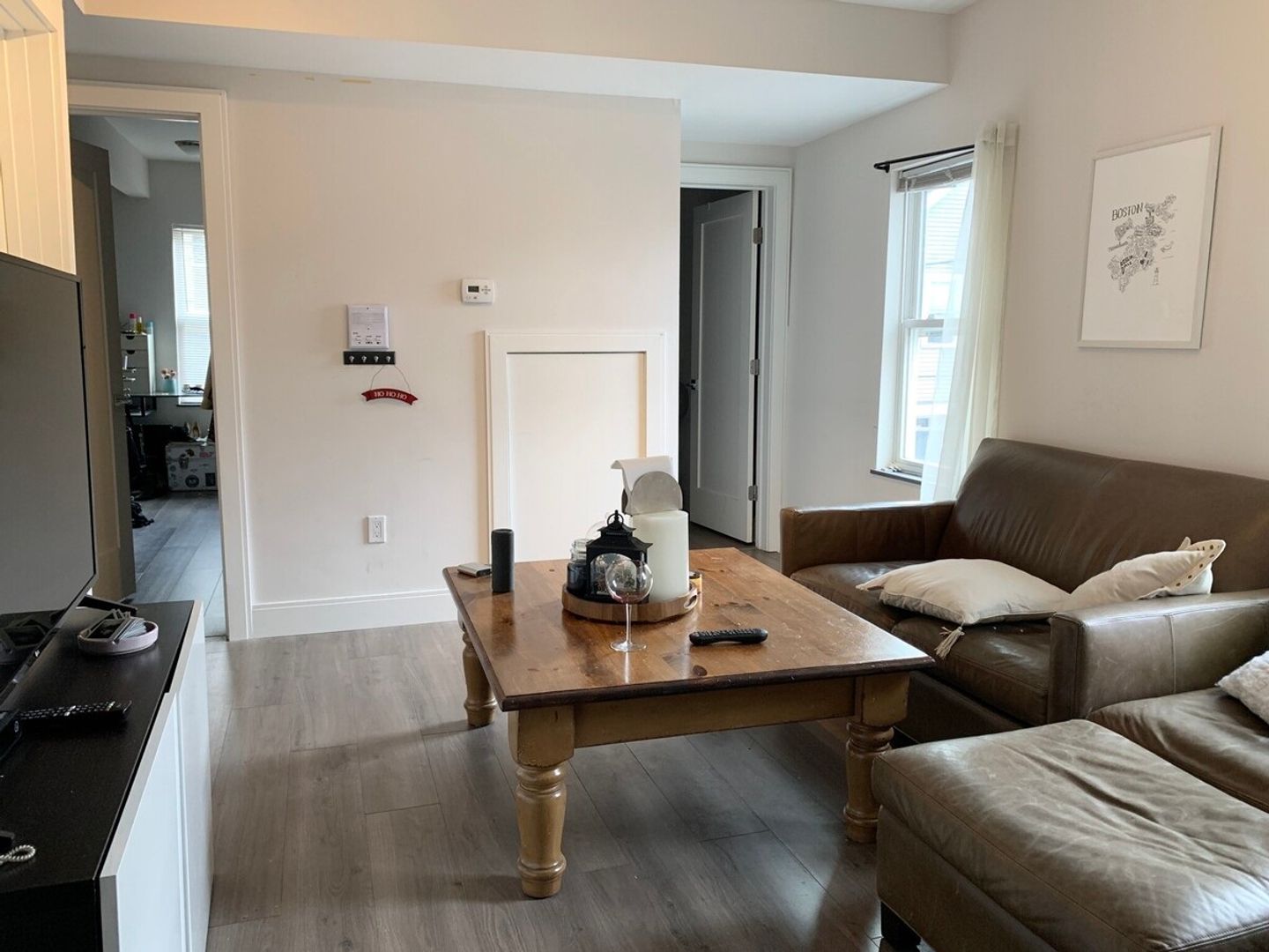 4 bed, 1 bath apartment for rent at 13 Carpenter St Unit 2, South Boston — photo 3 of 11