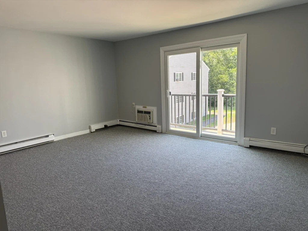 2 bed, 1 bath apartment for rent at 13 Chapel Hill Dr Unit 9, Braintree Highlands — photo 5 of 12