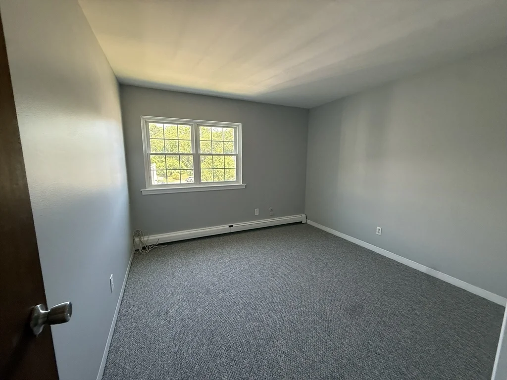 2 bed, 1 bath apartment for rent at 13 Chapel Hill Dr Unit 9, Braintree Highlands — photo 7 of 12
