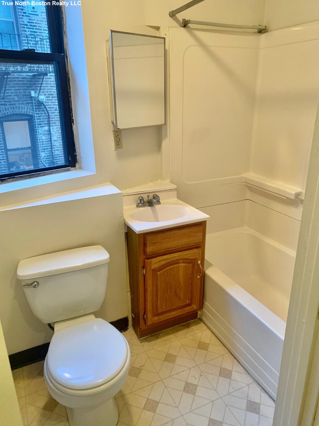 1 bed, 1 bath apartment for rent at 13 Charter St Unit 2R, North End — photo 14 of 19