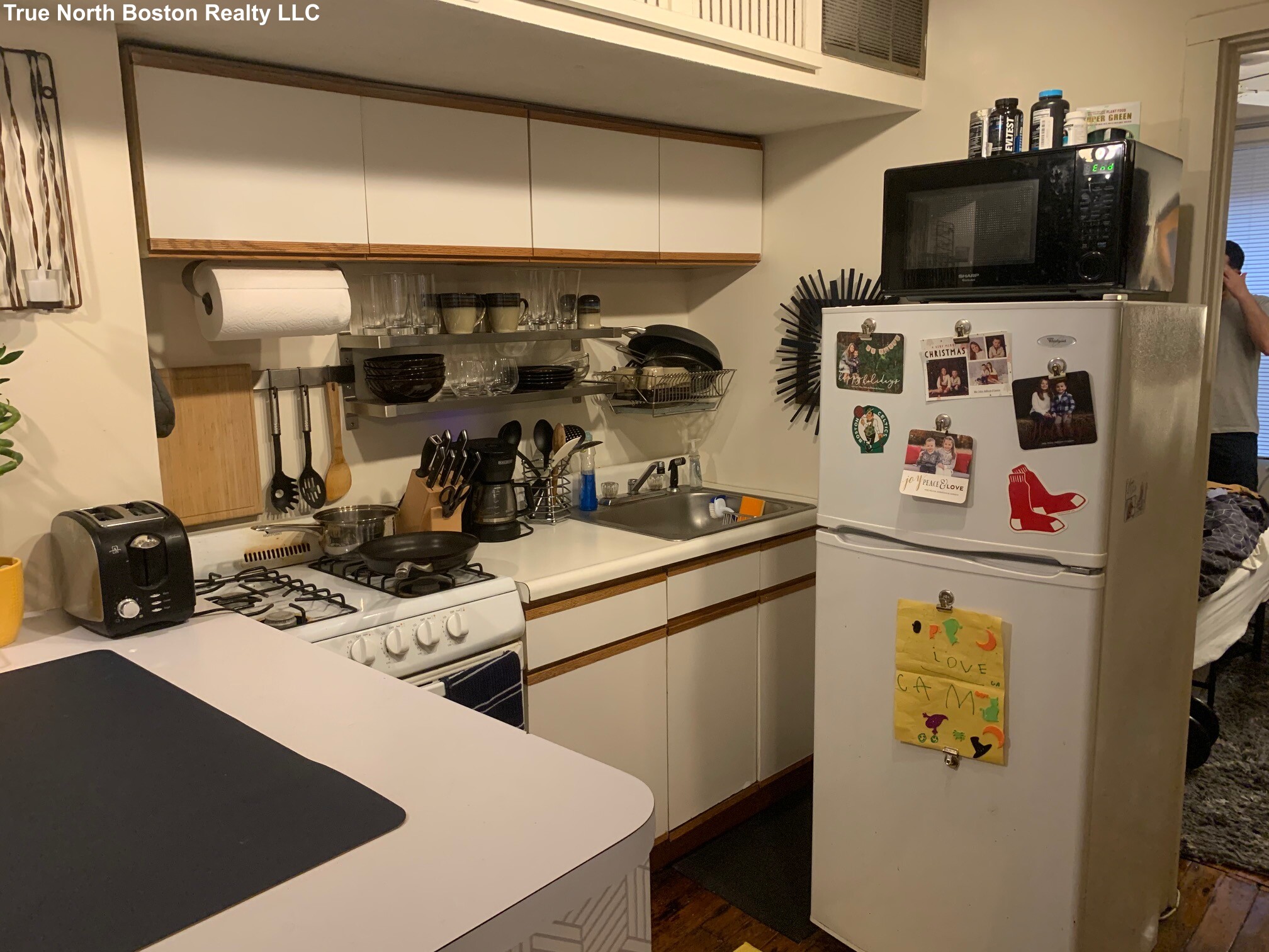 1 bed, 1 bath apartment for rent at 13 Charter St Unit 2R, North End — photo 4 of 19