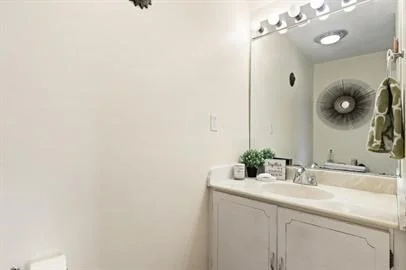 2 bed, 1 bath apartment for rent at 13 Circuit Ln Unit 13, Watertown — photo 14 of 26