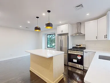 3 bed, 2 bath apartment for rent at 13 Clark Ave Unit 2, Chelsea — photo 2 of 11