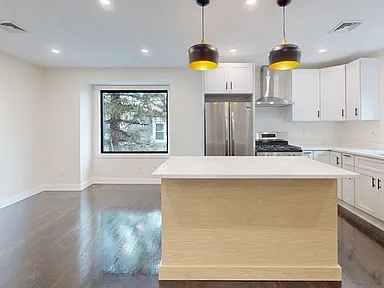 3 bed, 2 bath apartment for rent at 13 Clark Ave Unit 2, Chelsea