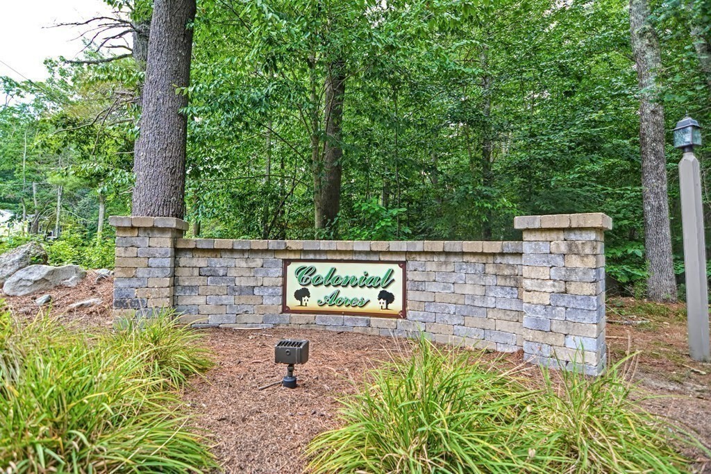 2 bed, 1 bath apartment for rent at 13 Colonial Dr Unit 13, Norton — photo 1 of 15