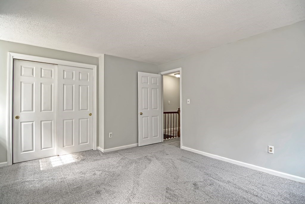 2 bed, 1 bath apartment for rent at 13 Colonial Dr Unit 13, Norton — photo 8 of 15
