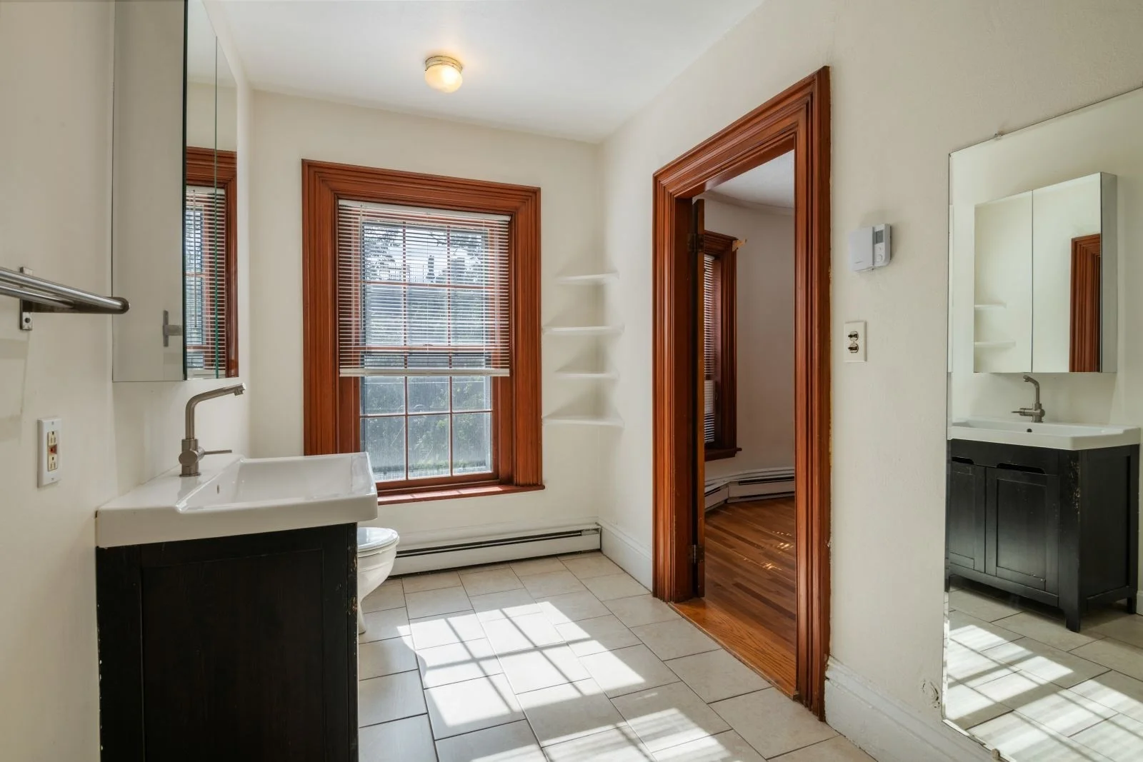 2 bed, 2 bath apartment for rent at 13 Concord Sqaure Unit 2, South End — photo 21 of 33