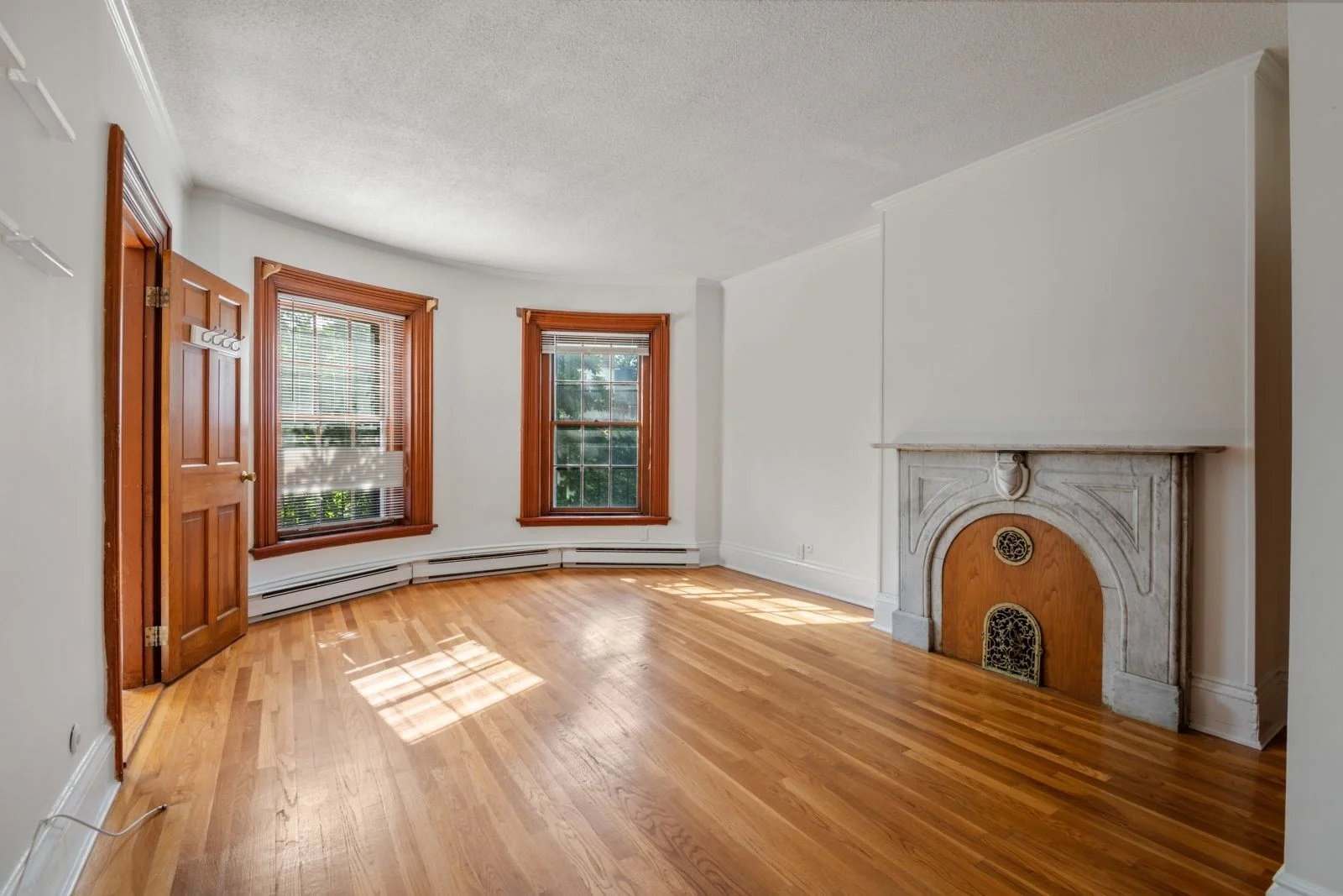 2 bed, 2 bath apartment for rent at 13 Concord Sqaure Unit 2, South End — photo 18 of 33