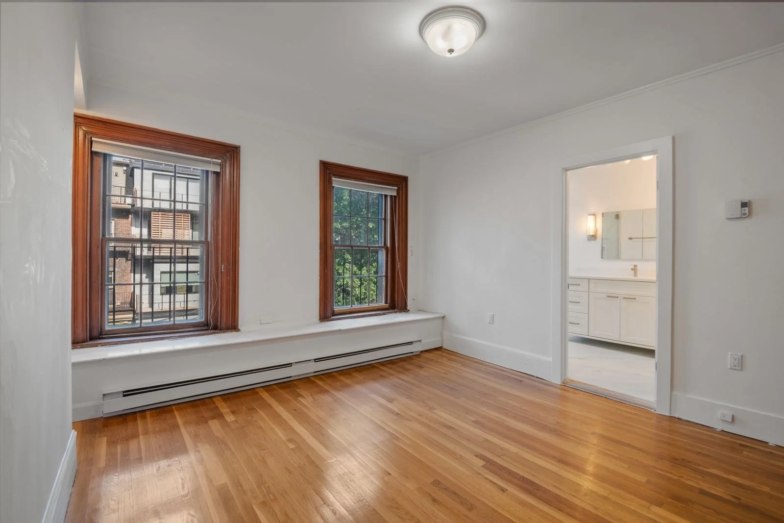 2 bed, 2 bath apartment for rent at 13 Concord Sqaure Unit 2, South End — photo 23 of 33