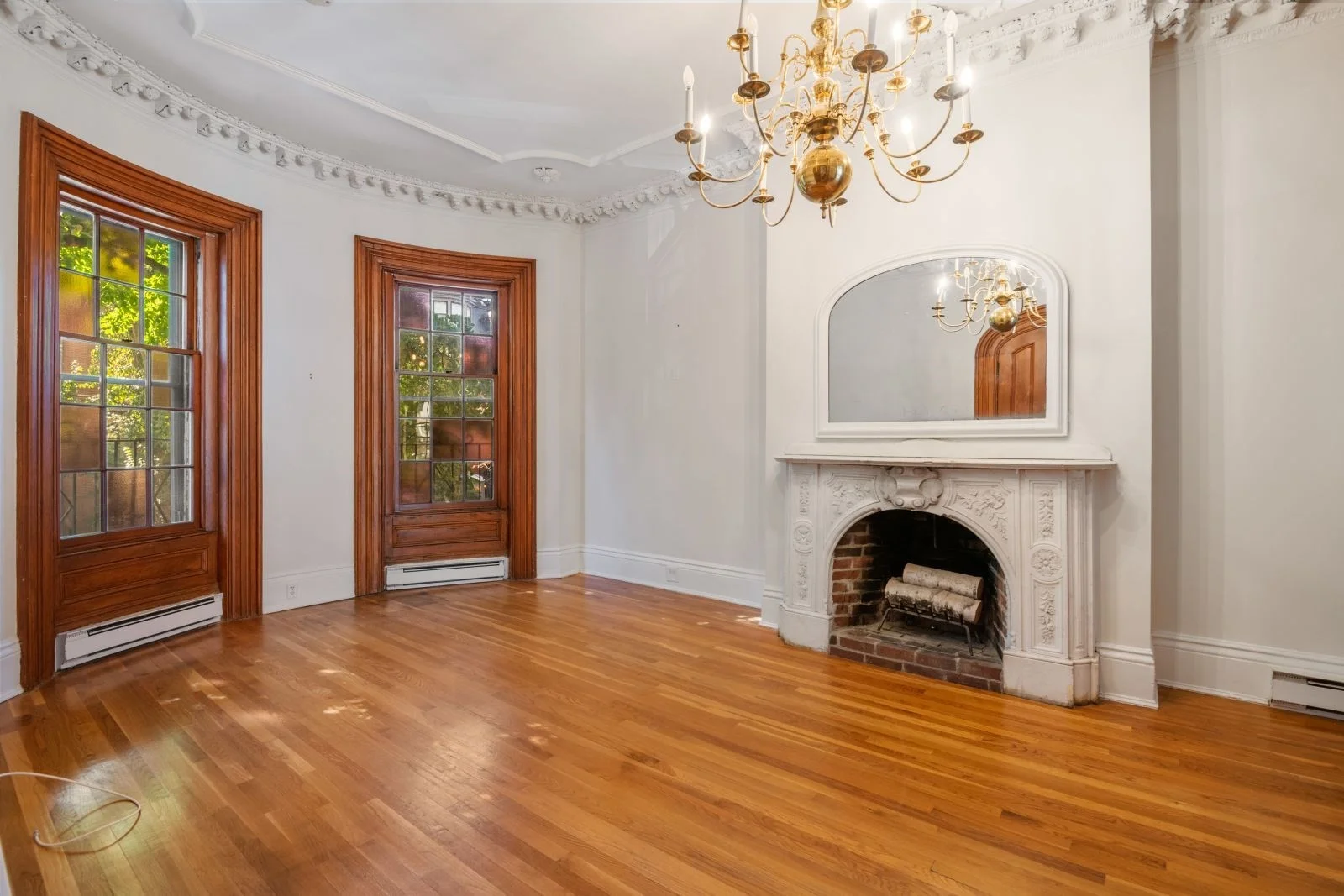 2 bed, 2 bath apartment for rent at 13 Concord Sqaure Unit 2, South End — photo 15 of 33