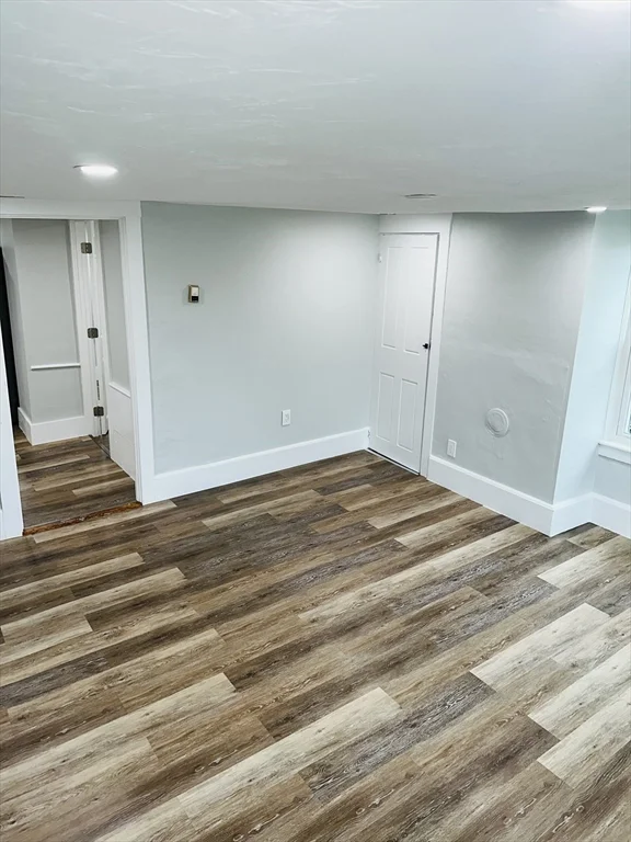 3 bed, 1 bath apartment for rent at 13 Crapo St Unit 2, Taunton — photo 4 of 12
