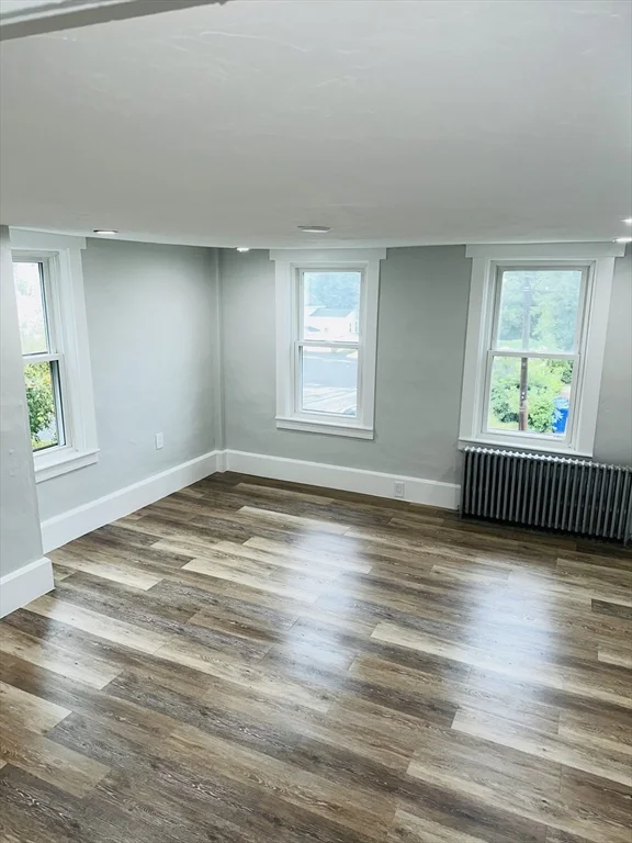 3 bed, 1 bath apartment for rent at 13 Crapo St Unit 2, Taunton — photo 5 of 12