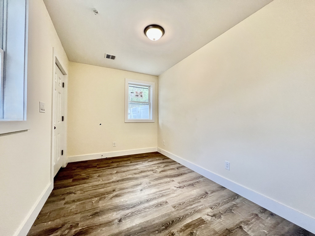 2 bed, 1 bath apartment for rent at 13 Dalby St Unit A, Newton — photo 9 of 12