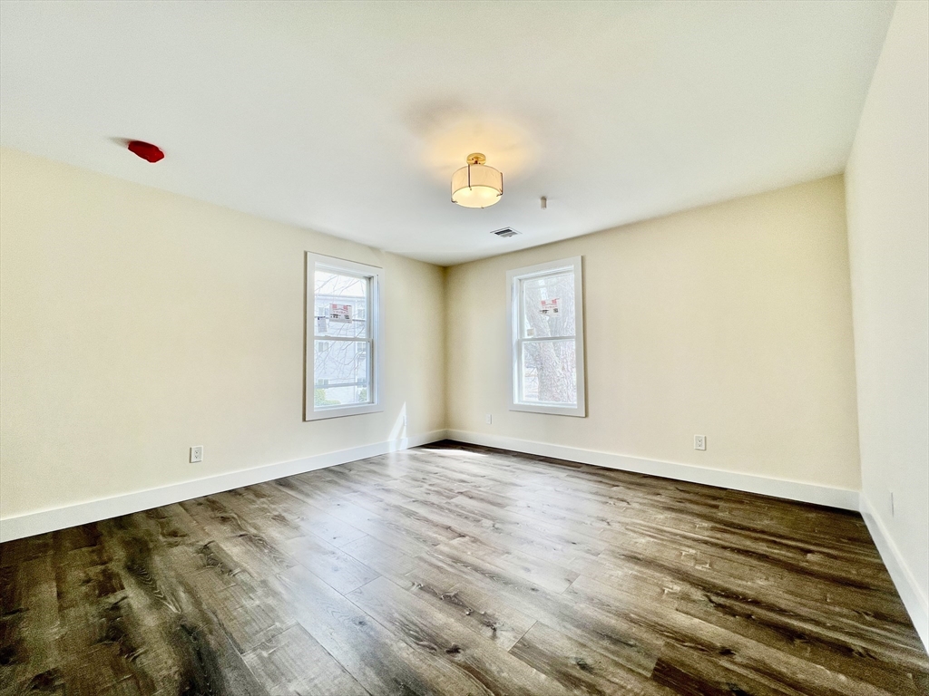 2 bed, 1 bath apartment for rent at 13 Dalby St Unit A, Newton — photo 2 of 12