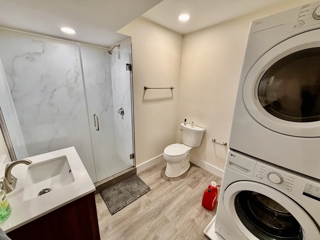 2 bed, 1 bath apartment for rent at 13 Dalby St Unit C, Nonantum — photo 11 of 11