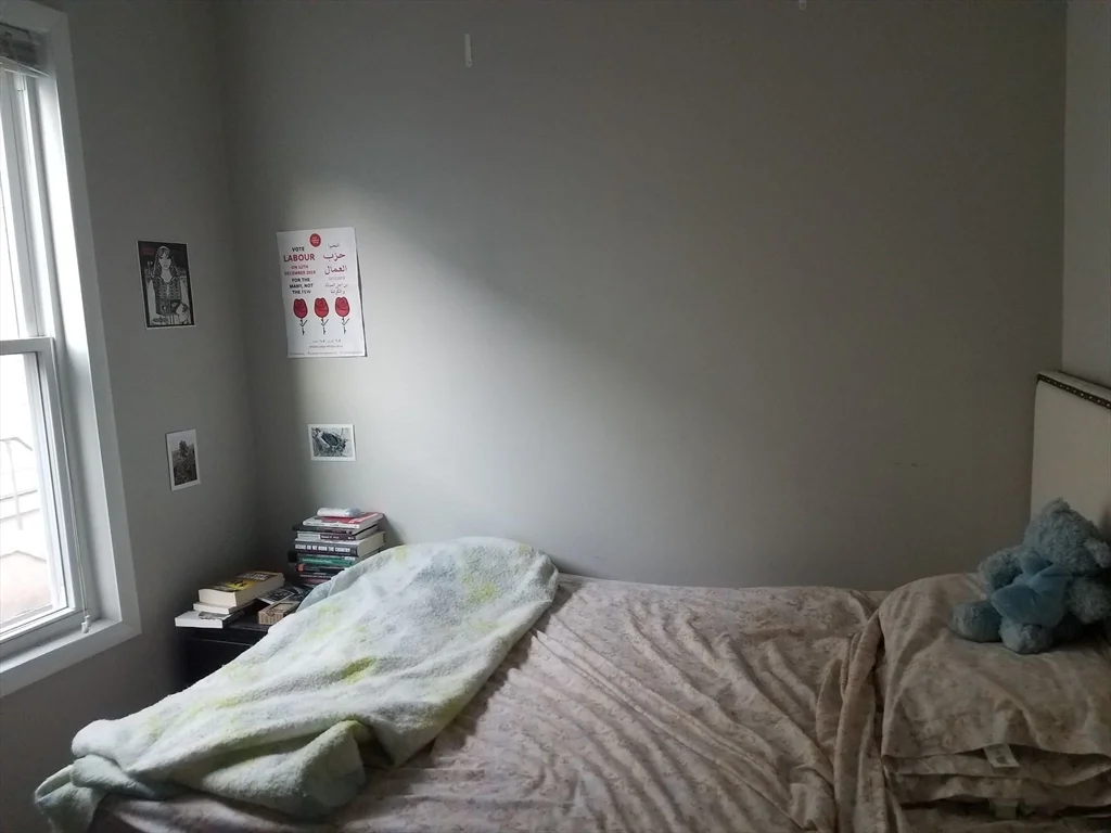 4 bed, 2 bath apartment for rent at 13 Dodge Unit 1, Riverside — photo 7 of 17