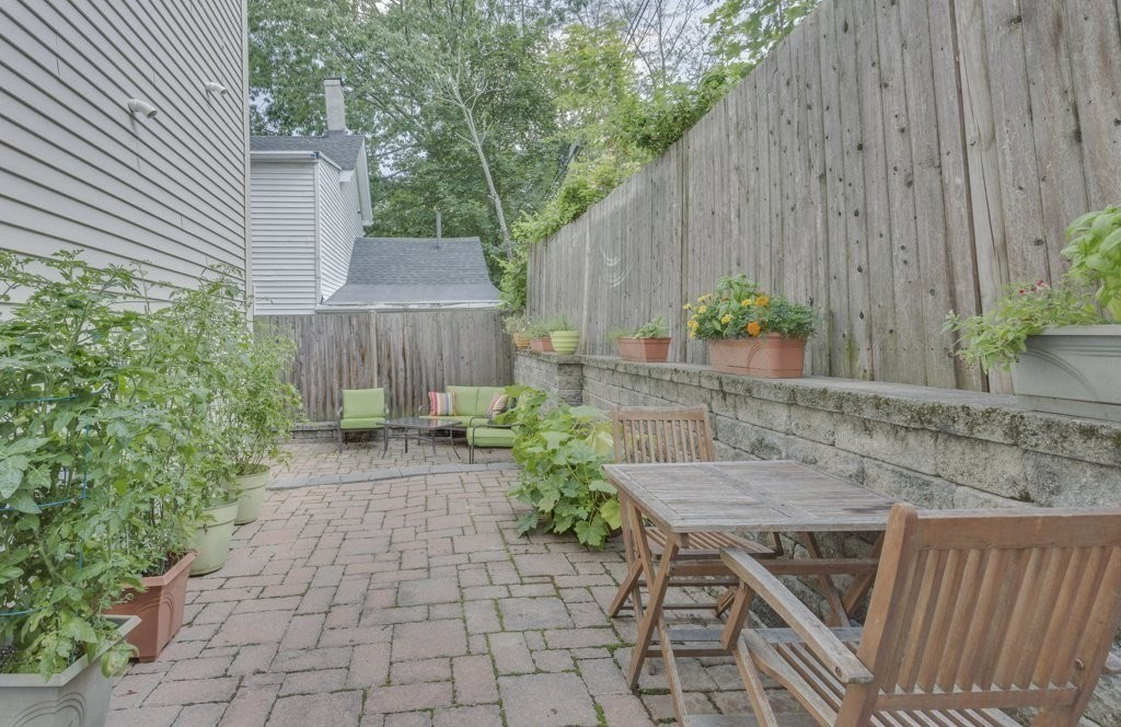 3 bed, 2 bath apartment for rent at 13 Downer Ct Unit 13, Dorchester — photo 22 of 23
