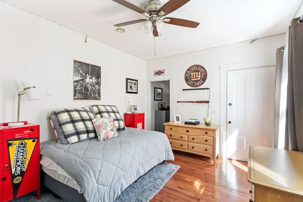 2 bed, 1 bath apartment for rent at 13 Eden St Unit 2, Charlestown — photo 8 of 10