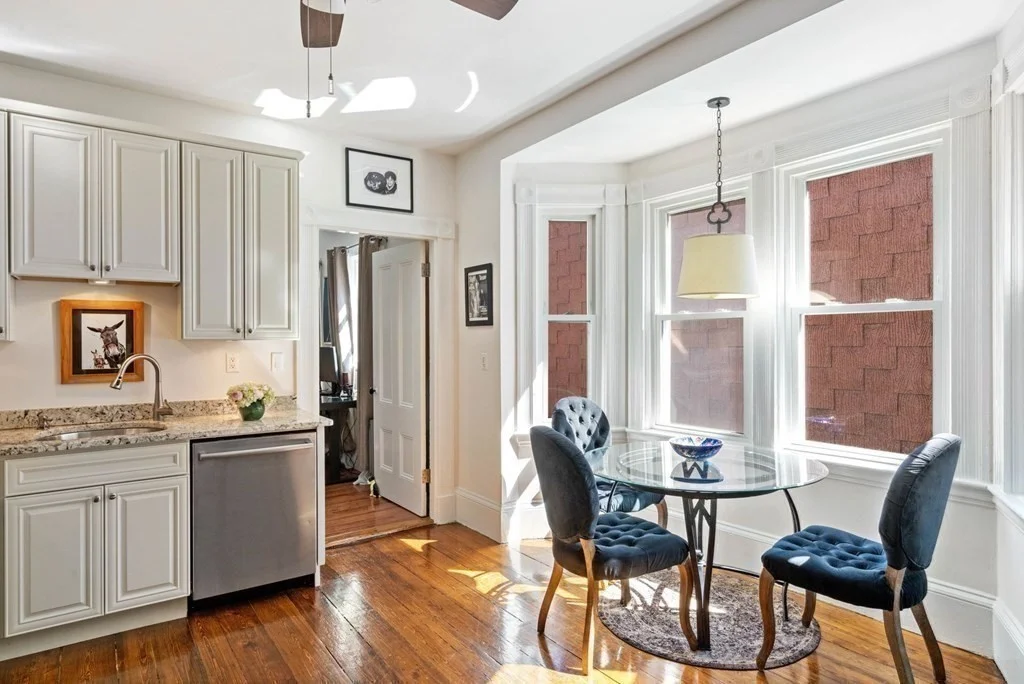 2 bed, 1 bath apartment for rent at 13 Eden St Unit 2, Charlestown — photo 5 of 10