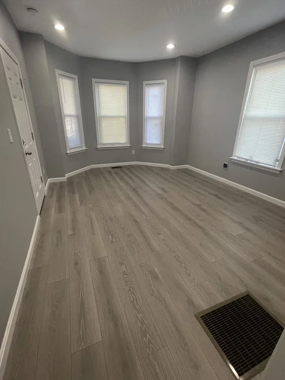 2 bed, 1 bath apartment for rent at 13 Elmwood Ave Unit 1, Lynn — photo 4 of 7