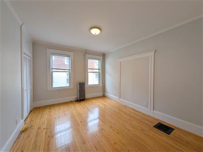 3 bed, 1 bath apartment for rent at 13 Farragut Ave Unit 2, West Somerville — photo 6 of 18