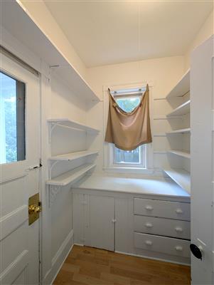 3 bed, 1 bath apartment for rent at 13 Farragut Ave Unit 2, West Somerville — photo 5 of 18