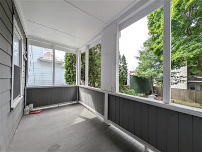 3 bed, 1 bath apartment for rent at 13 Farragut Ave Unit 2, West Somerville — photo 15 of 18