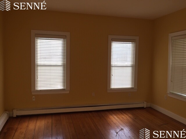 2 bed, 1 bath apartment for rent at 13 Fulkerson St Unit 1, East Cambridge — photo 3 of 7
