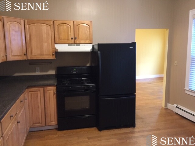 2 bed, 1 bath apartment for rent at 13 Fulkerson St Unit 1, East Cambridge