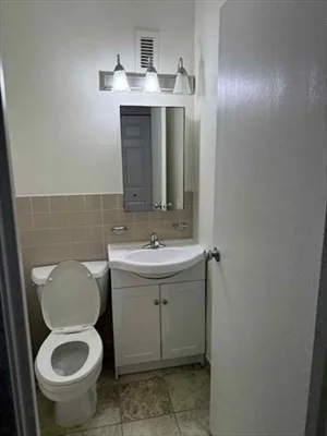 2 bed, 1 bath apartment for rent at 13 Fuller St Unit 13, North Brookline — photo 8 of 11
