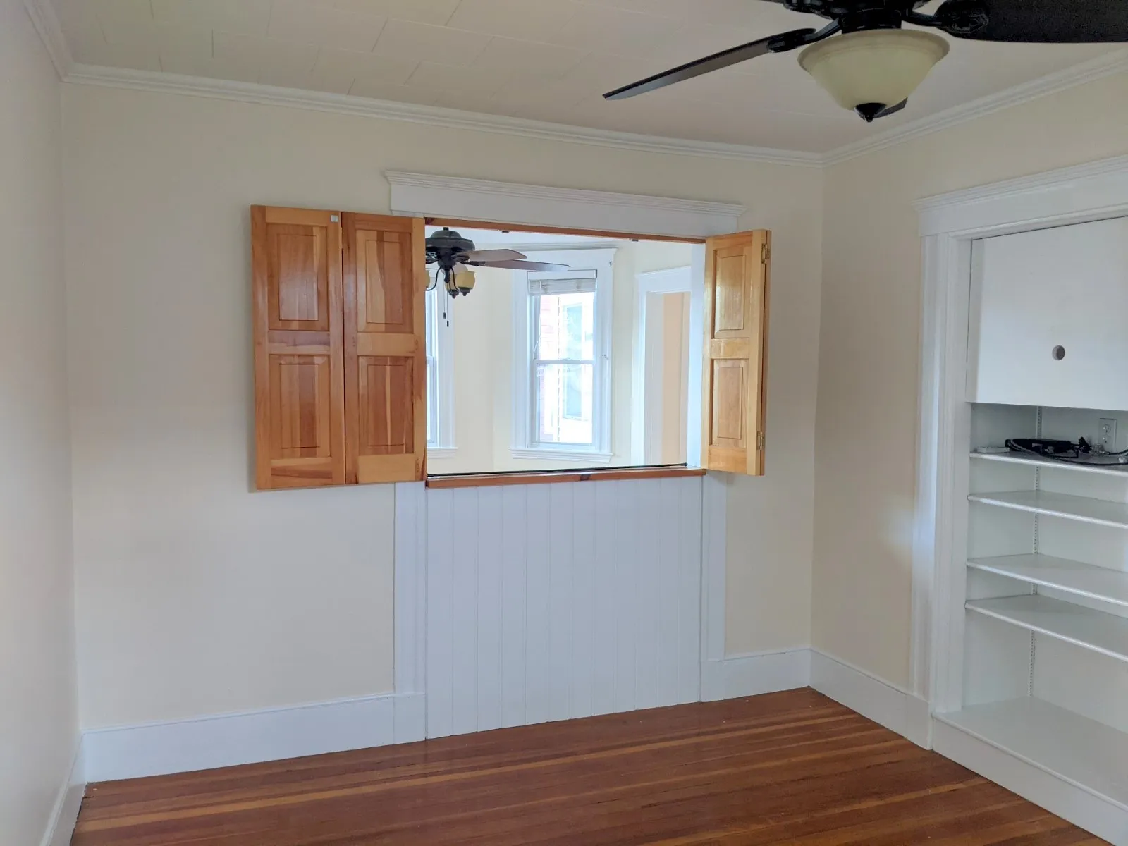 1.5 bed, 1 bath apartment for rent at 13 Garden Ter Unit 13, Malden — photo 21 of 29