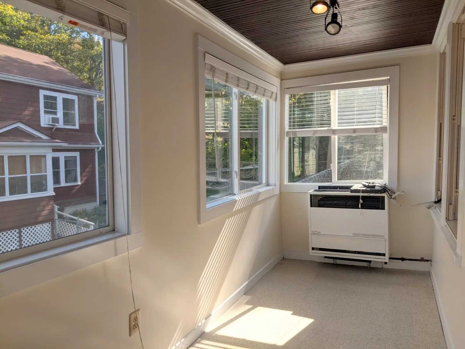 1.5 bed, 1 bath apartment for rent at 13 Garden Ter Unit 13, Malden — photo 13 of 29