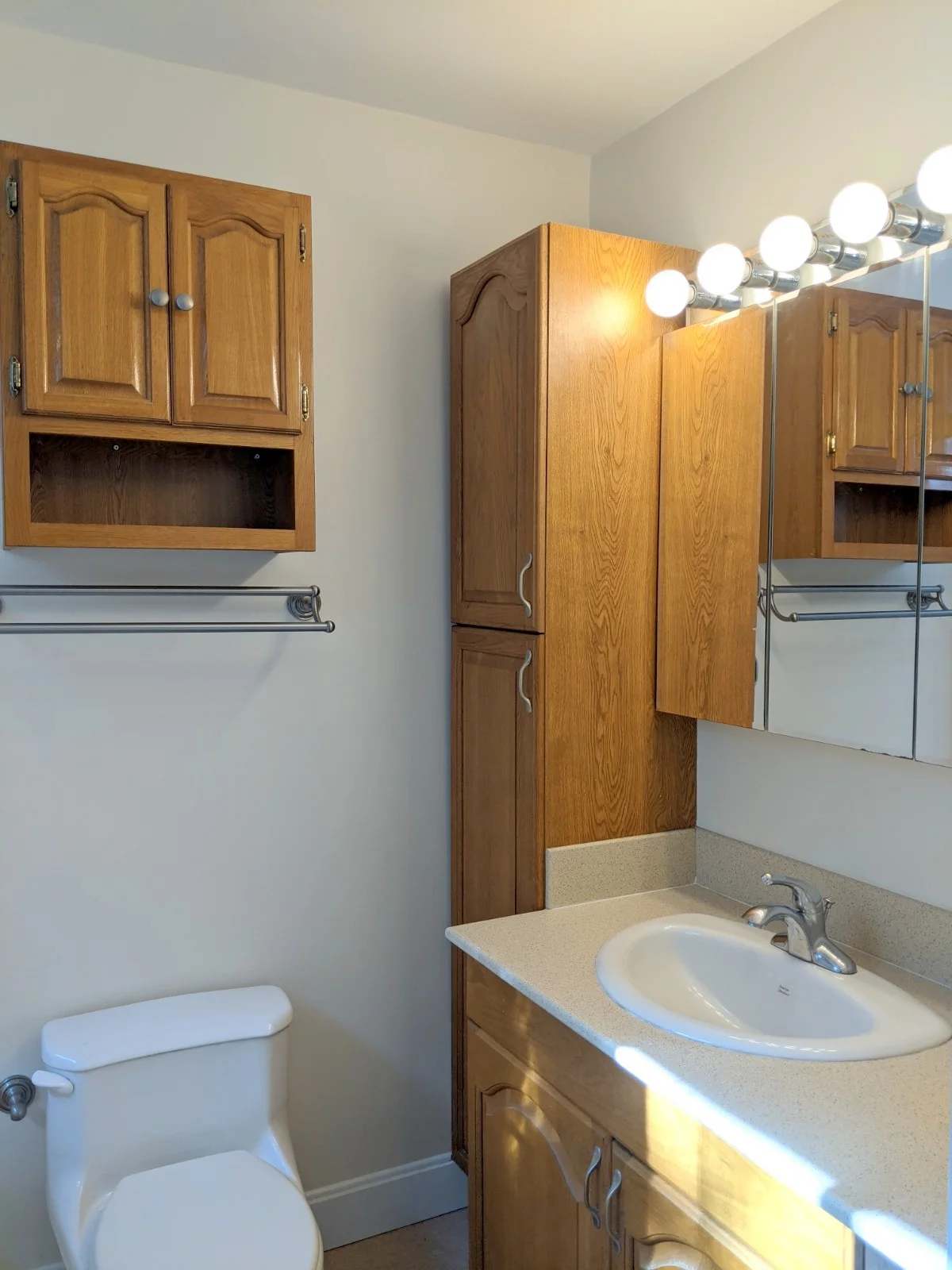 1.5 bed, 1 bath apartment for rent at 13 Garden Ter Unit 2, Malden — photo 20 of 26