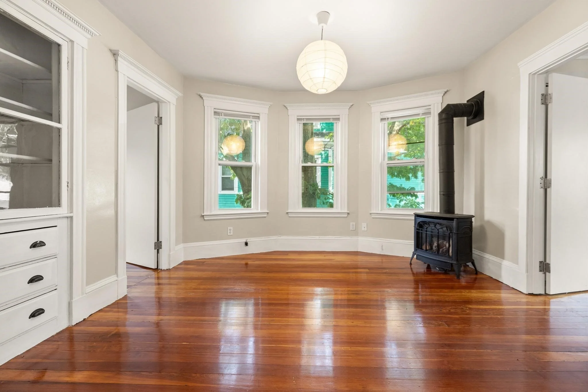 2 bed, 1 bath apartment for rent at 13 Garrison Ave Unit 2, Teele Square — photo 8 of 18