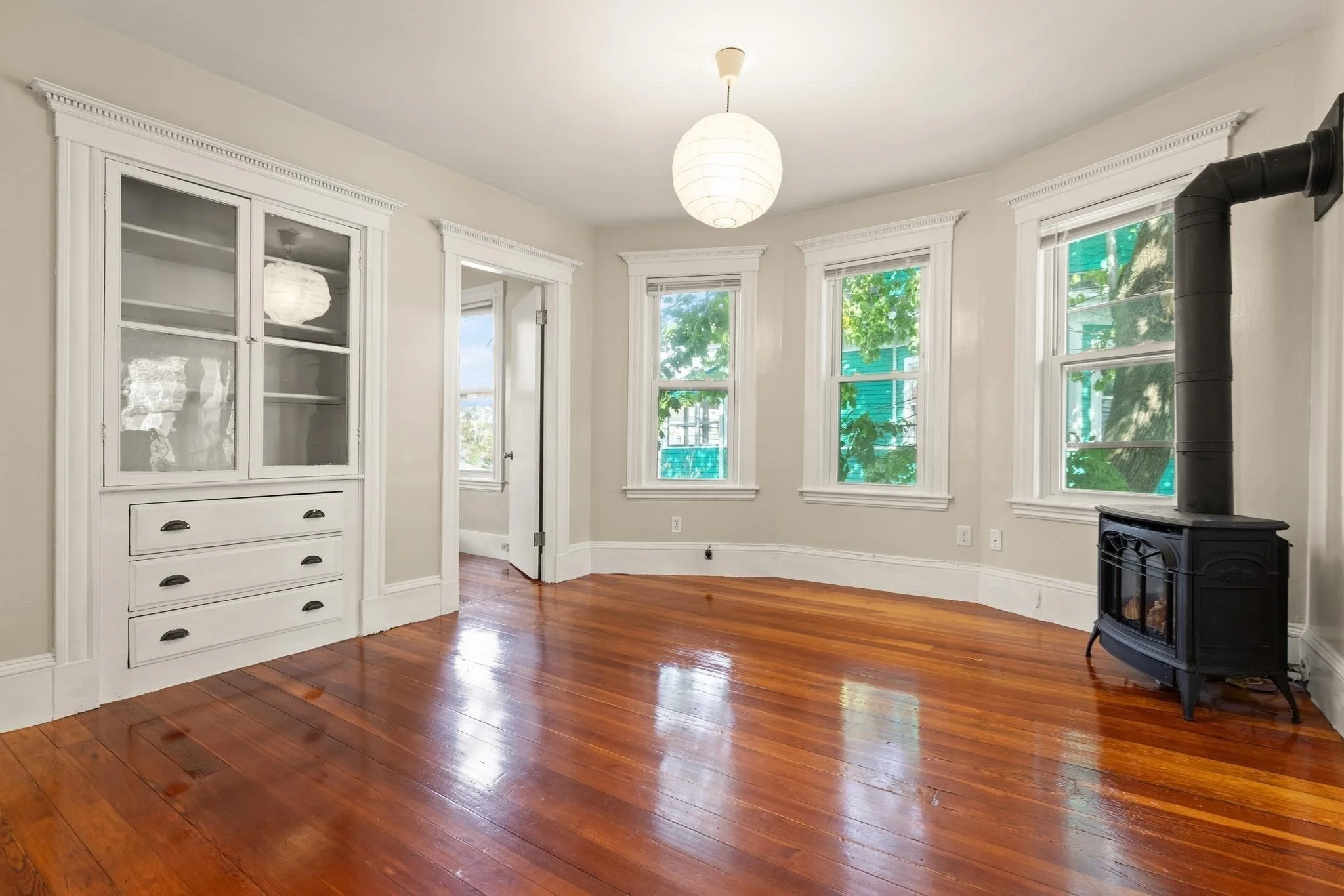 2 bed, 1 bath apartment for rent at 13 Garrison Ave Unit 2, Teele Square — photo 9 of 18