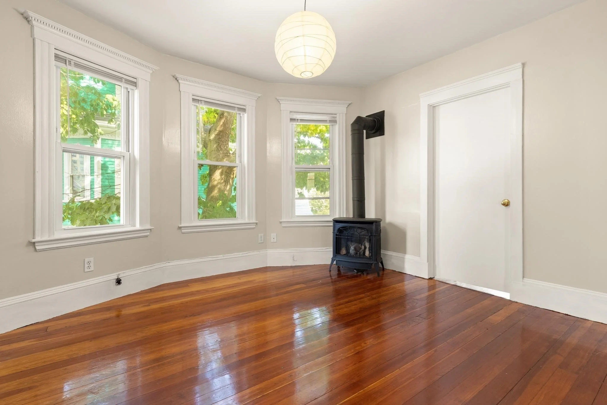 2 bed, 1 bath apartment for rent at 13 Garrison Ave Unit 2, Teele Square — photo 10 of 18