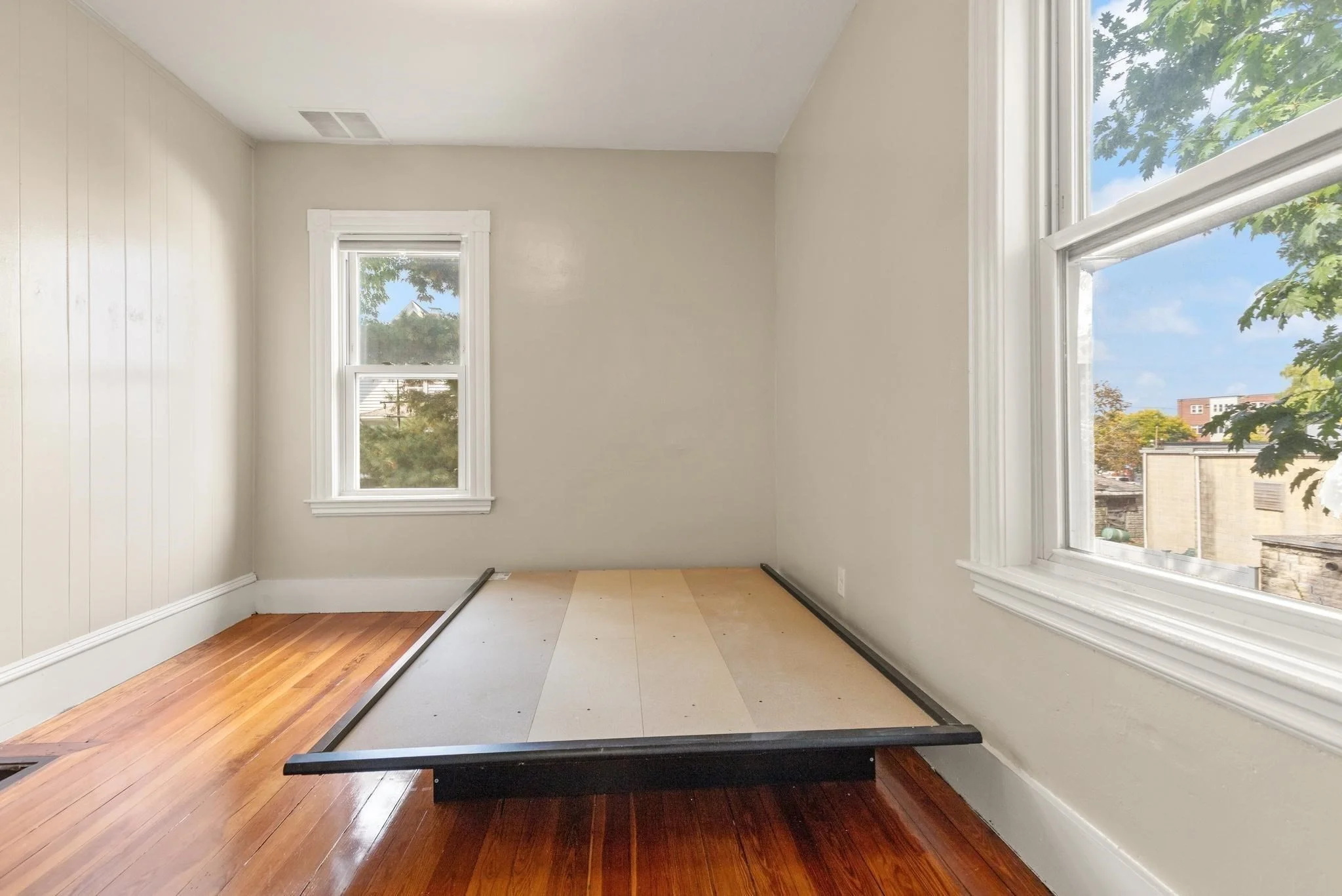 2 bed, 1 bath apartment for rent at 13 Garrison Ave Unit 2, Teele Square — photo 12 of 18