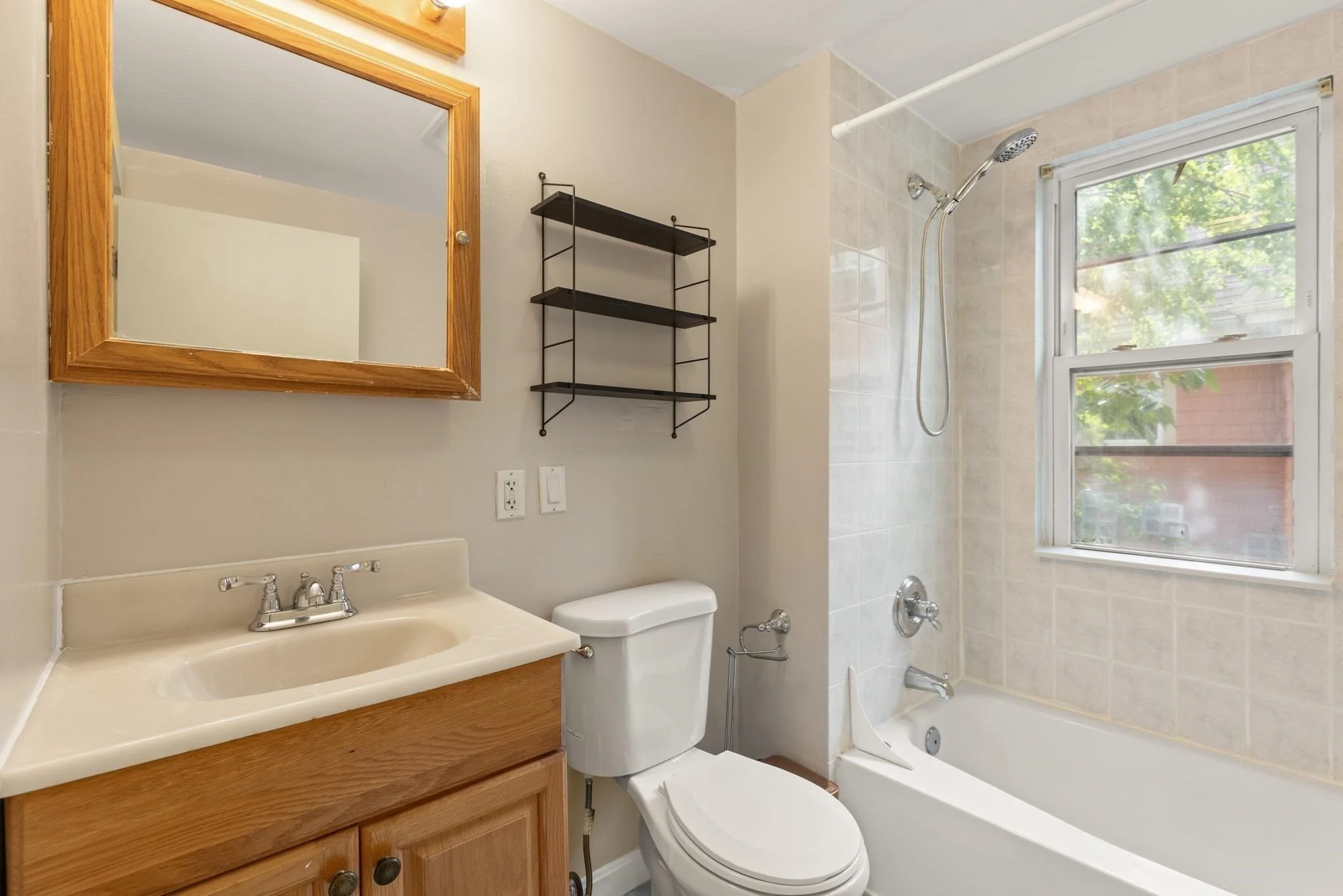 2 bed, 1 bath apartment for rent at 13 Garrison Ave Unit 2, Teele Square — photo 14 of 18