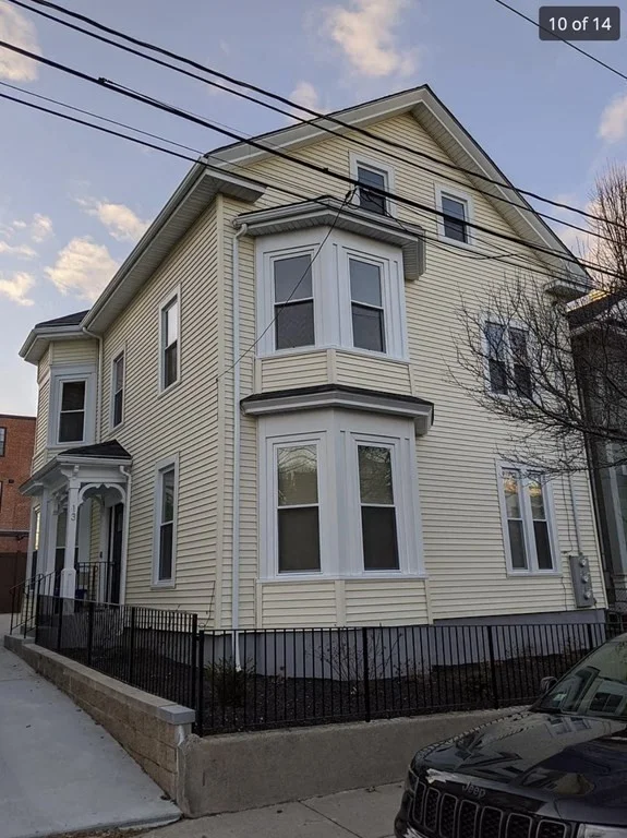4 bed, 2 bath apartment for rent at 13 Grant St Unit 2, Dorchester — photo 21 of 21