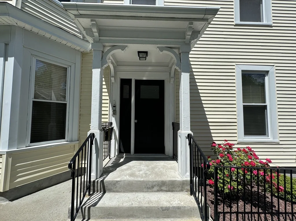 4 bed, 2 bath apartment for rent at 13 Grant St Unit 2, Dorchester